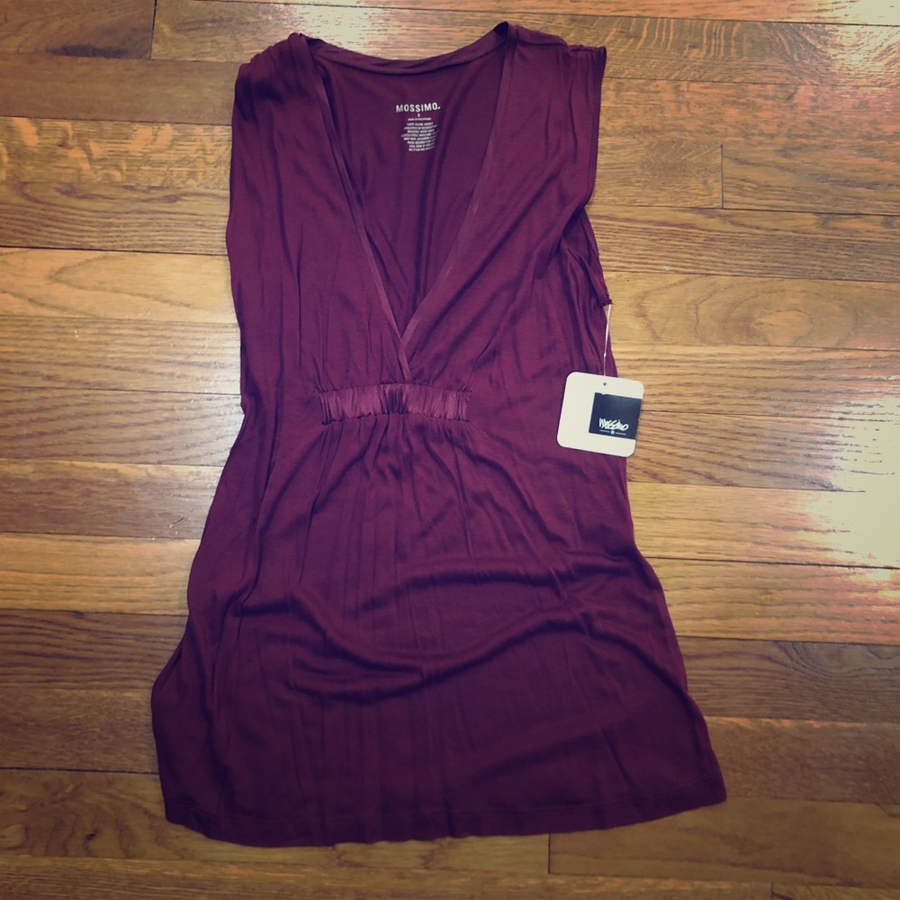 Mossimo burgundy tank